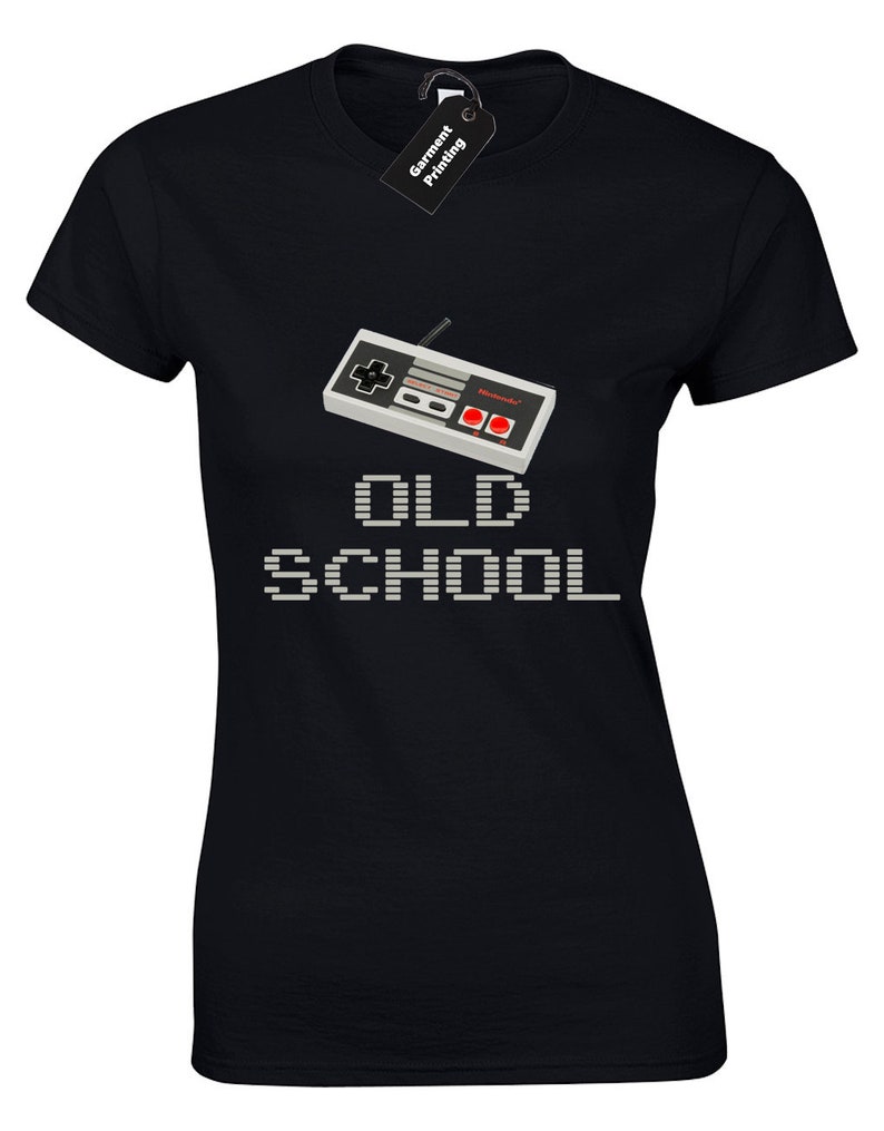 I DON/'T AGE I LEVEL UP LADIES T-SHIRT FUNNY GAMER PS4 GAMING XBOX GIFT PRESENT
