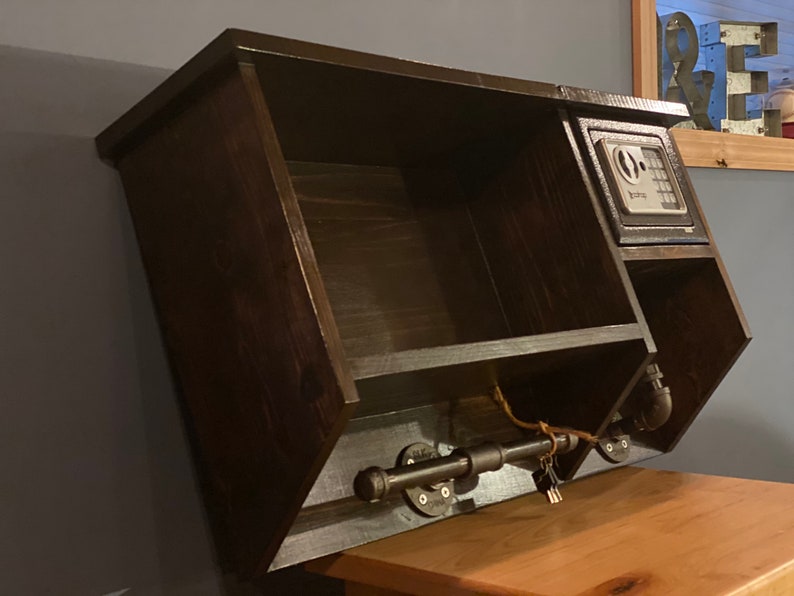 Kona Stained Wall Mounted Gear Rack zdjęcie 2