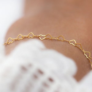 Zartes Herzchen Armband gold/ roségold/ 925er Silber Herzen ineinander filigraner Herzschmuck, Herz Armband, Geschenk Freundin Gold