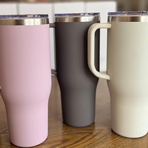 Simple Modern 40 oz Tumbler with Handle and Straw Lid Color “Mauve