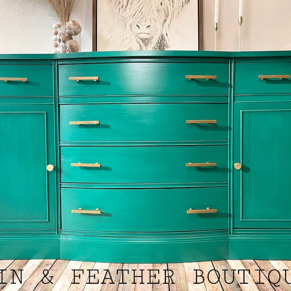 SOLD!!! Vintage Emerald Hepplewhite Duncan Phyfe Buffet Sideboard Entry Dresser
