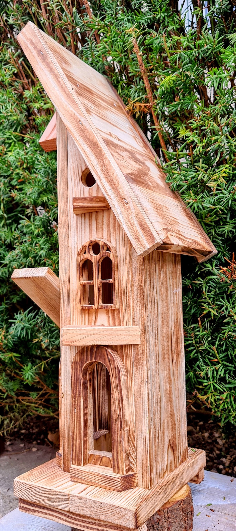 Holzfutterhaus, Futterspender, Vogelhaus, Gartendeko, Natur, ländlich, Handarbeit, Geschenk Bild 8