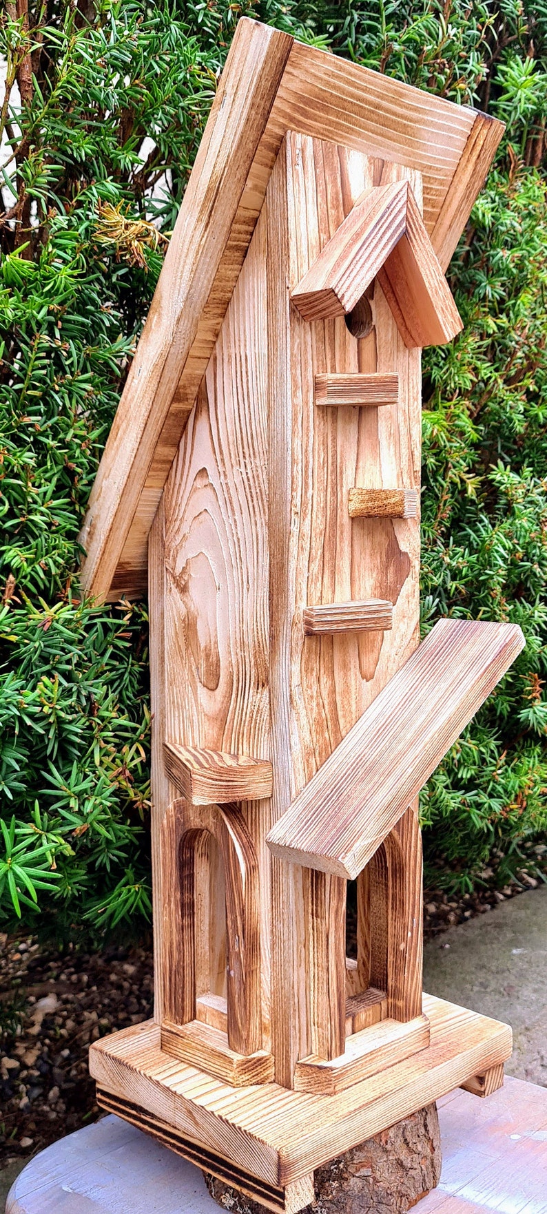 Holzfutterhaus, Futterspender, Vogelhaus, Gartendeko, Natur, ländlich, Handarbeit, Geschenk Bild 7