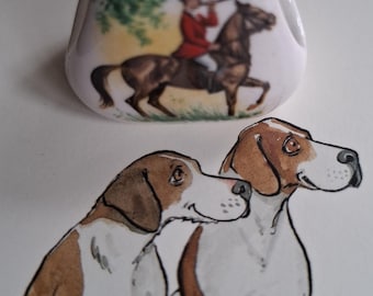 A vintage ceramic scarf ring with a fox hunting theme throughout. Horse and Hound. Tally ho. Fieldsports. Scarf clip. Foxhunting brooch.