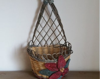 Hanging Woven Poinsettia Deep Pocket Basket