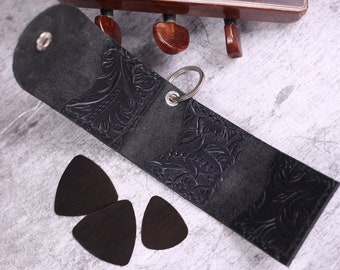 Personalisiert geprägte Leder Gitarren pick holder case 3 Slot mit Schlüsselring / Handgelenk, einzigartige Geschenke für den Gitarrenspieler schwarz #BP2