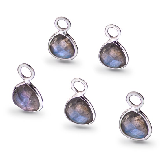Trillion Lapis gem charm Trillion Lapis gem charm
