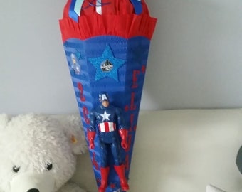 XXL SCHULTÜTE  im  Captain Amerika Style
