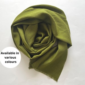 Moss green linen scarf. Long and wide unisex linen shawl. Large square scarf women and men. Square head scarf. Linen hair scarf. Headwrap.