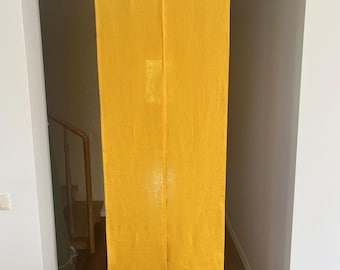Cortina Noren japonesa color amarillo mango. Cortina de lino para puerta. Cortina amarilla para entrada. Tamaño personalizado. Paneles Noren de lino. Varios colores.