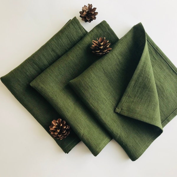 Dark green linen napkins set of 2 4 6 8 10 12. Green cloth napkins 16 inch size. Eco-friendly forest green dinner napkins. Sustainable gift.