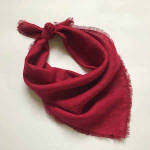 Berry red linen scarf. Large square scarf. Red bandana for women, men, kids. Various sizes. Unisex linen kerchief. Triangle head scarf.