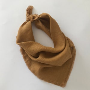 Camel brown linen bandana - headband - scarf.  Small square hair scarf. Triangle head scarf. Unisex neckerchief. Kerchief for men women kids