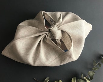 Zero waste bento bag in natural colour. 100% linen vegan lunch bag for work. Japanese lunch bag for women. Reusable gift wrapping ideas.