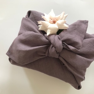 Furoshiki cloth. Furoshiki wrapping cloth. Linen gift wrapping cloth. Eco-friendly fabric gift wrap. Sustainable gift wrapping for women men