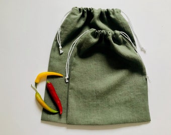 Khaki green produce bags. Drawstring linen bags for fruit and groceries. Reusable produce bags for food storage. Natural reusable gift bags.
