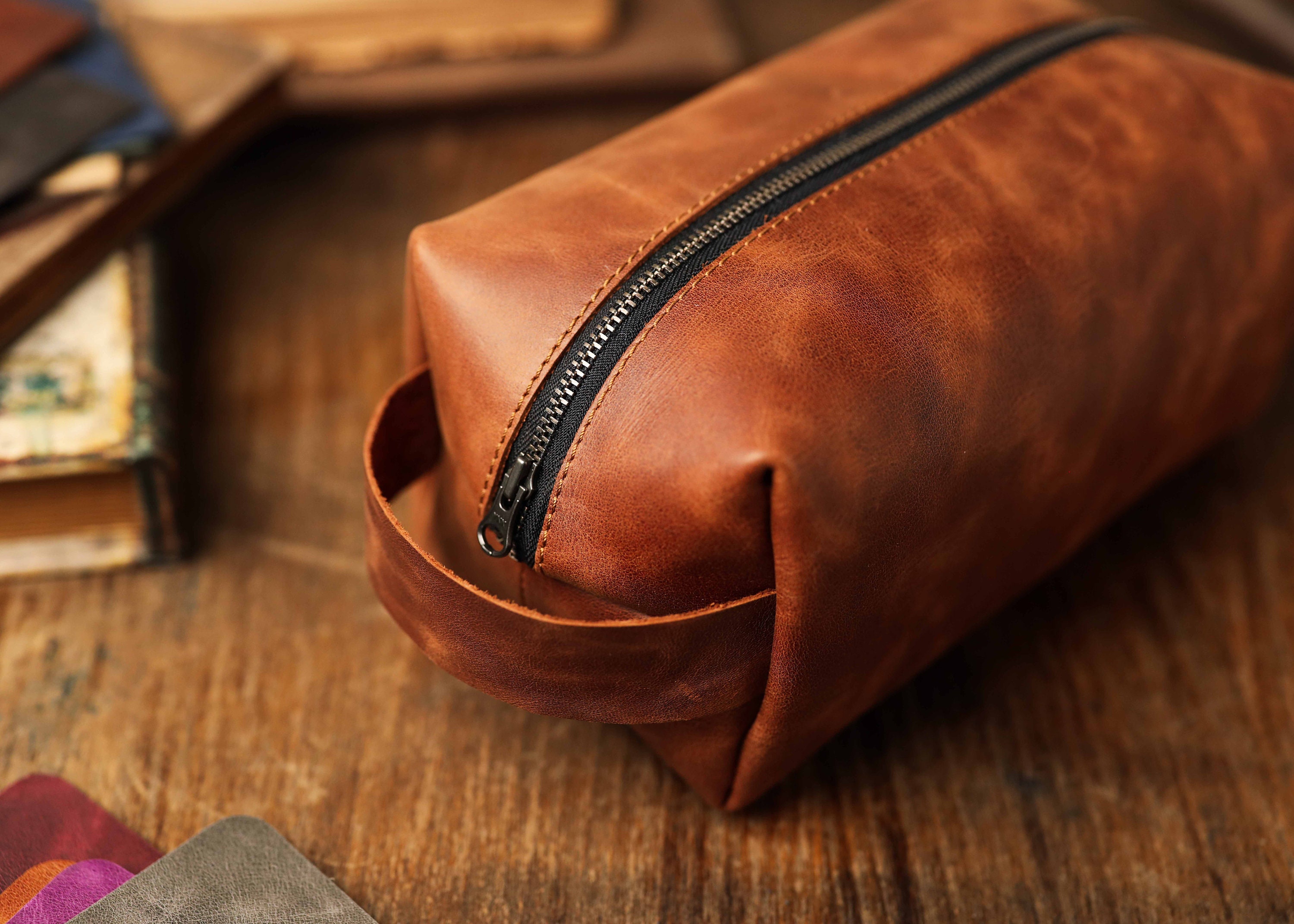 Groomsmen Gifts Men Leather Toiletry Bag Monogram Dopp Kit Personalize –  UrWeddingGifts