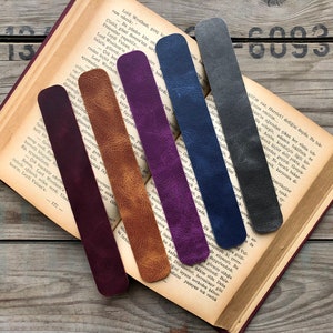 Leather Bookmark, Personalized Bookmark, Reader Gift, Custom Leather Bookmark, Quote Bookmark, Engraved Bookmark, Custom Named Bookmark