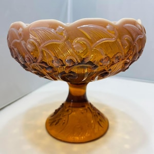 Fenton Lily of the Valley in cameo Opalescent.