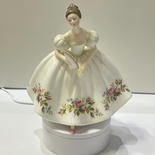 Royal Doulton Figurine - SAMANTHA HN 3304