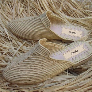 Moroccan handmade shoes made of natural raffia,  and soles real leather. ziraffia