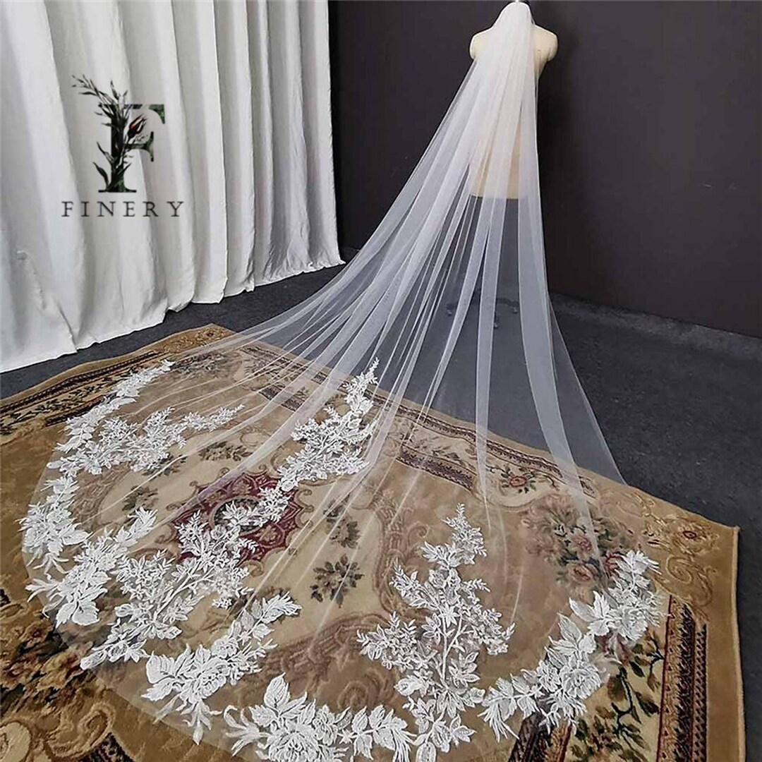 Sequin Embroidered Lace Cathedral Wedding Veil, Light Ivory 