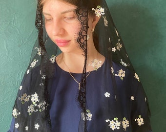 Handmade Lace Chapel Veil: Embroidered Catholic Mantilla