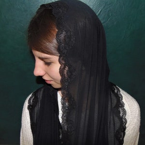 D SHEP black lace Mantilla church veil chapel Veil for mass Religious Traditional mass Head covering scarf shrug shawl image 6