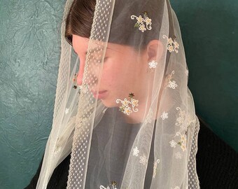 Сhurch veil cathedral veil mantilla white   chapel veil lace mantilla orthodox mantilla catholic mantilla mothers day gift head cover