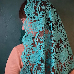 catholic veil chapel veil emerald green  church veil lace mantilla D-SHAPE  chapel lace mantilla cathedral veil head cover  mothers day gift