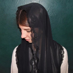 D SHEP black lace Mantilla church veil chapel Veil for mass Religious Traditional mass Head covering scarf shrug shawl image 3