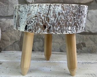 Country Classic Plant Stand