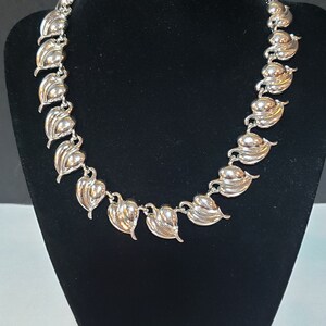 Vintage Rare Crown Trifari Choker Necklace