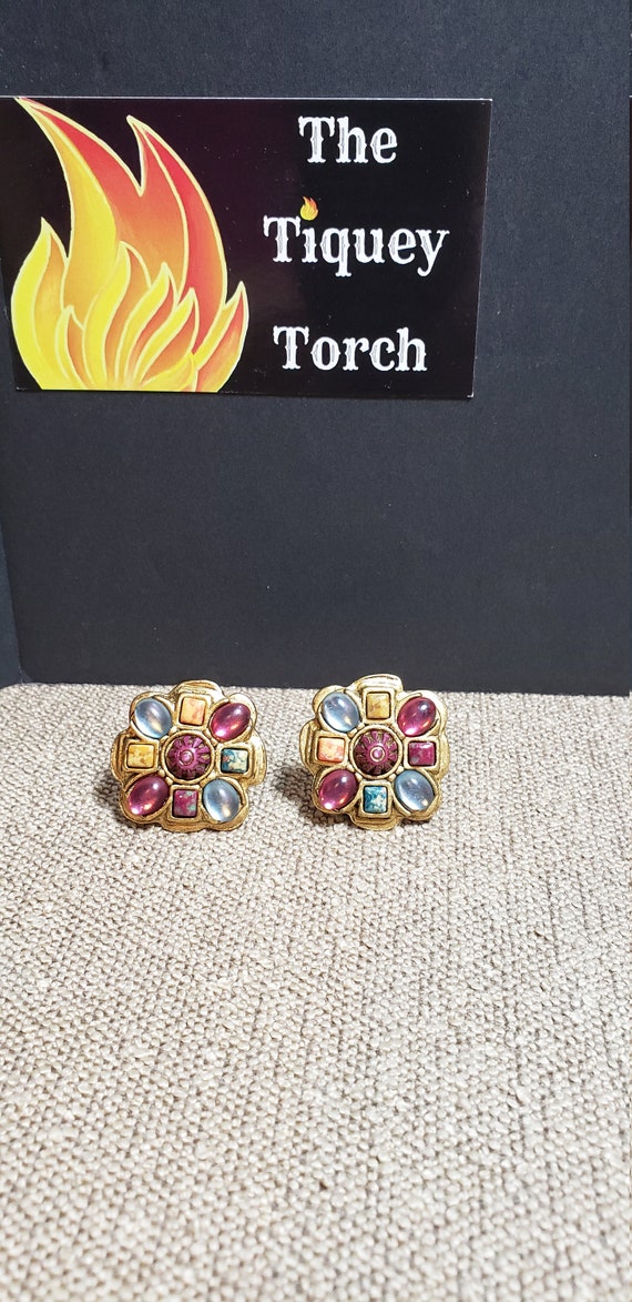 Vintage Gold Toned Flower Cufflinks