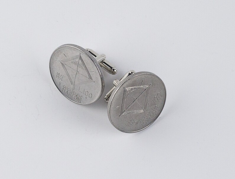 Italy 100 Lire Coin Guglielmo Marconi Cufflink