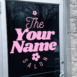 Calcomanía para ventana de salón / Texto personalizado / Señalización para puerta de negocio / Vinilo con logotipo personalizado / Salón boutique, estudio de belleza de uñas, masaje de pestañas