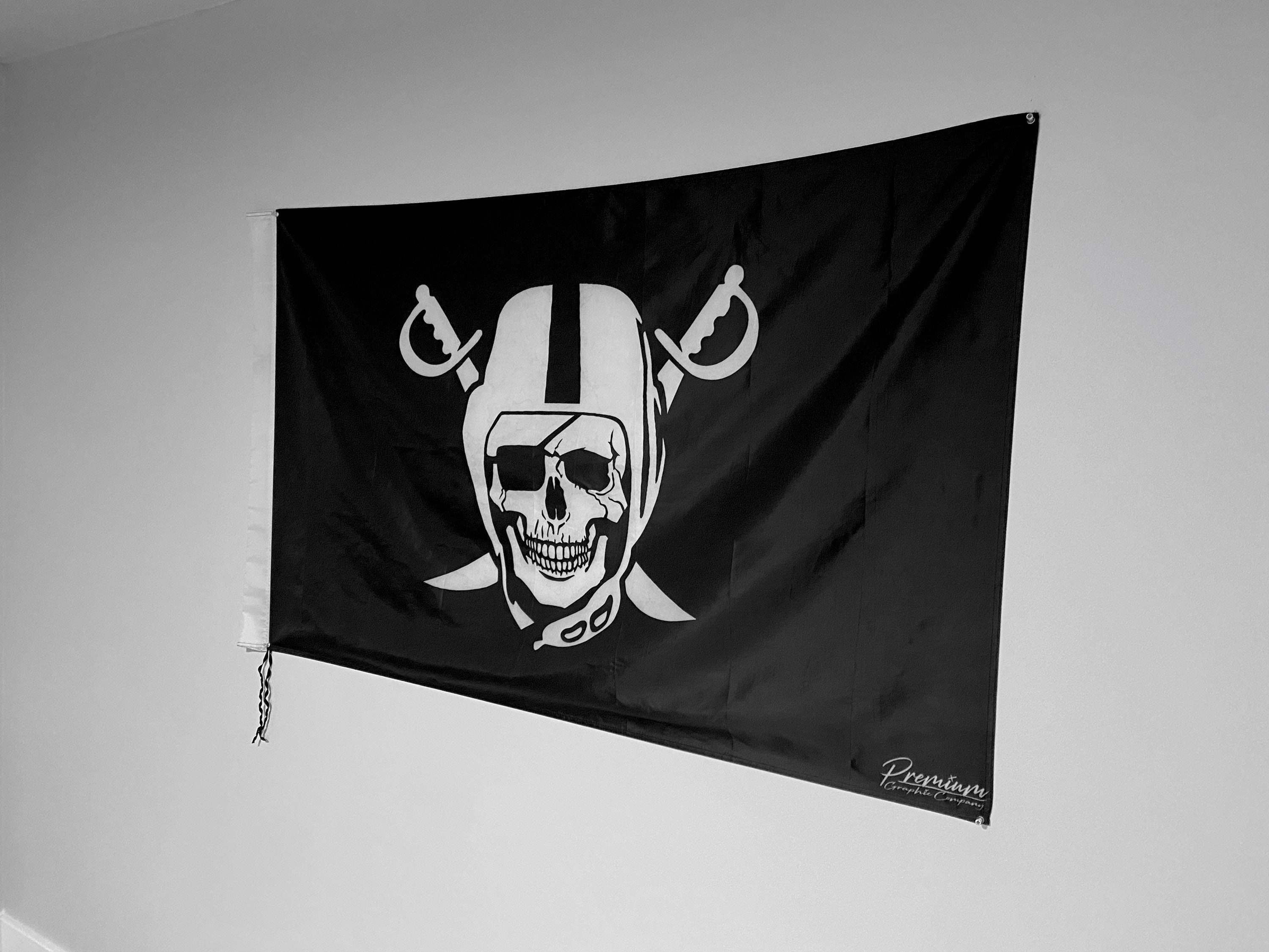 Custom Raiders Skull Game Day Flag | Etsy