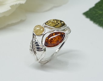 Small Amber Ring, Multicolor Amber Ring, Small Stone Ring, Silver Leaf Ring, Amber Leaf Ring, Floral Ring, Fashionable Amber Ring,Amber Gift