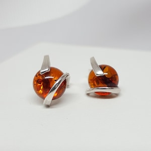 Small Amber Stud Earrings, Round Amber Studs, Small Round Amber Earrings, Orange Round Studs, Everyday Stud Earrings, Amber Earrings Gift