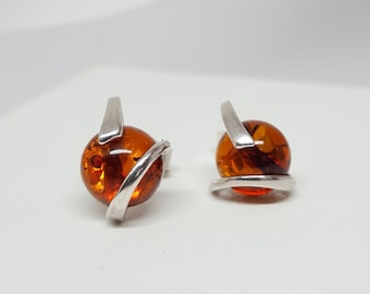 Small Amber Stud Earrings, Round Amber Studs, Small Round Amber Earrings, Orange Round Studs, Everyday Stud Earrings, Amber Earrings Gift