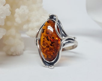 Long Oval Amber Ring, Honey Amber Ring, Vintage Amber Ring, Baltic Amber Ring, Natural Amber, Amber Ring Gift,Oval Silver Ring, Classic Ring