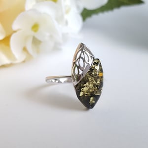 Green Baltic Amber Ring, Sterling Silver & Amber Ring, Amber Jewelry, Amber Jewellery, Boho Amber Ring, Green Stone Ring,Green Gemstone Ring