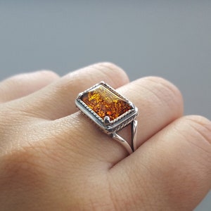 Natural Baltic Amber Ring, Rectangle Amber Ring, Amber Stone Ring, Silver and Amber Ring, Everyday Amber Ring, Amber Jewellery,Gemstone Ring