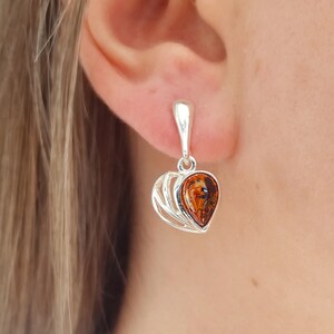Dangle Amber Heart Earrings, Silver and Amber Heart Earrings, Heart Jewelry, Small Amber Heart Earrings, Modern Amber Jewelry, Amber Gift