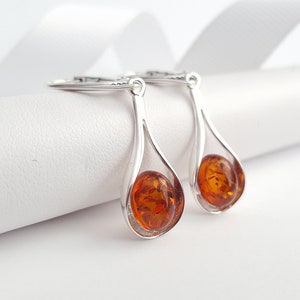 Classic Amber Dangle Earrings, Long Amber Earrings, Elegant Earrings, Amber Earrings, Minimalist Earrings, Gemstone Earrings, Jewelry Gift