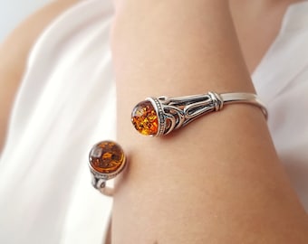 Silver and Amber Open Cluster Bangle, Adjustable Baltic Amber Ring, Classic Cognac Amber Bracelet,Silver Stone Open Bangle,Amber Cuff Bangle