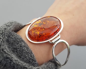 Exquisite Baltic Amber Bracelet, Large Oval Amber Bangle, Amber Stone Amber Bracelet, Silver and Amber Bracelet, Unique Amber Bracelet Gift