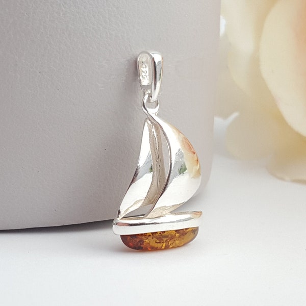 Silver and Amber Sailboat Necklace, Baltic Amber Necklace, Small Amber Pendant Charm, Silver Sailboat Jewelry, Sailing Gift, Amber Jewelry