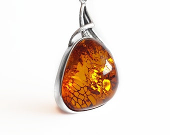 Traditional Amber Pendant for Her, Oval Amber Pendant, Women's Amber Necklace, Silver And Amber Statement Necklace, Teardrop Amber Pendant