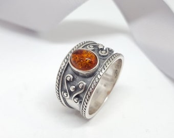 Vintage Baltic Amber Ring, Silver and Amber Ring, Victorian Baltic Amber Ring, Natural Baltic Amber Ring, Unisex Baltic Amber Ring Gift